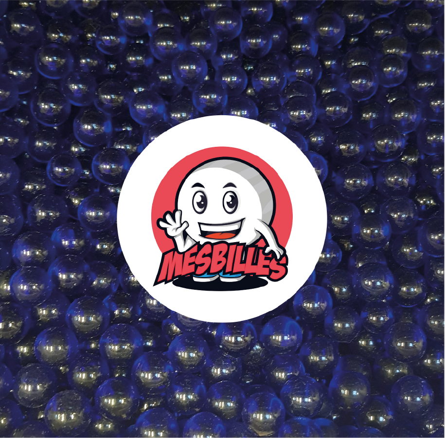 Image of the My-Glassmarbles Mascot surrounded by Marbles 14 mm Light - Translucent Glass Blue-Night