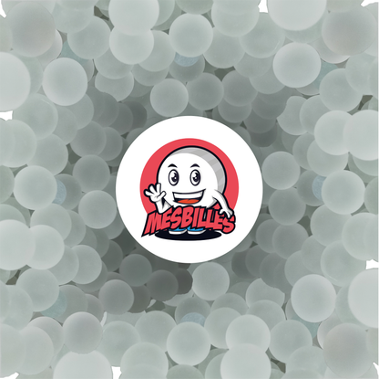 Marbles lovers, we've got a nugget for you: our Frosted marble, a magnificent 25 mm marble in frosted glass. It has an incredible power: it resists the sun. Unlike your vanilla-chocolate ice cream, which melts faster than your shadow in summer, our Frosted marble will never do that to you.
